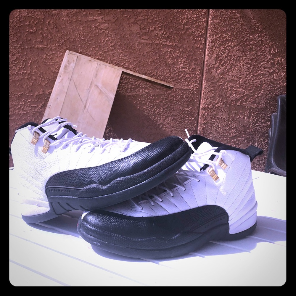 Jordan 12 taxis